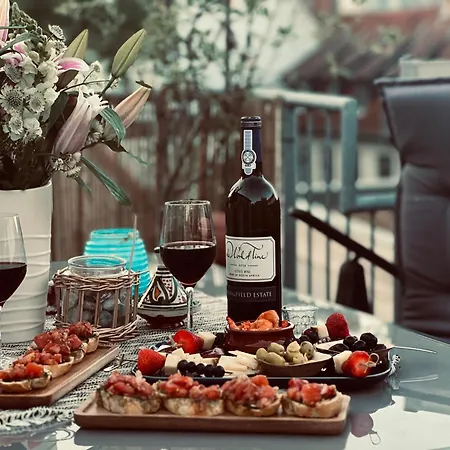 Antik & Anders Apartment