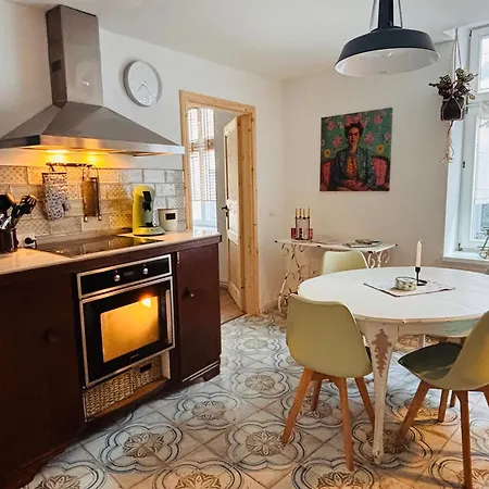 Antik & Anders Apartment *